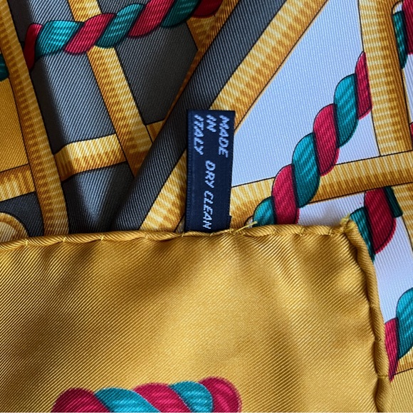 Gorgeous Italian Silk Scarf - Picture 8 of 8